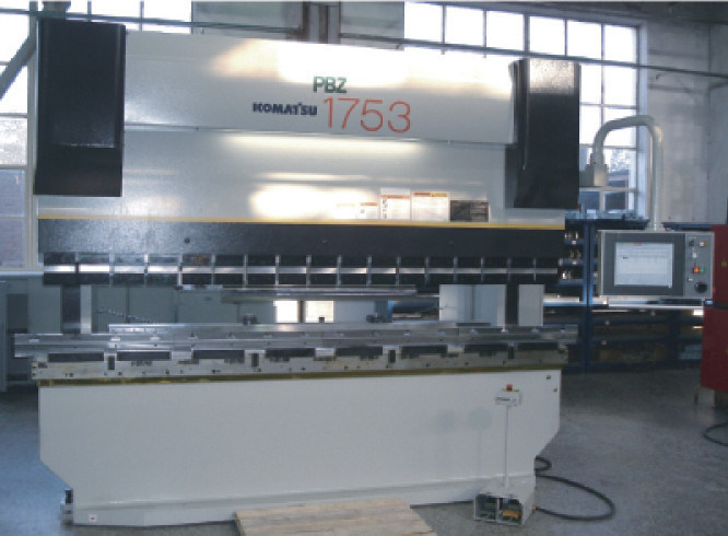 Ακρίβεια που επεξεργάζεται την υποστήριξη υπηρεσιών στη μηχανή από την τέμνουσα μηχανή λέιζερ